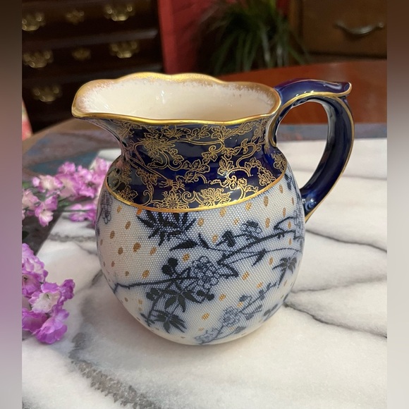 Antique ROYAL DOULTON BURSLEM 6.25” PITCHER England. Cobalt Blue, White & Gold - Picture 2 of 10